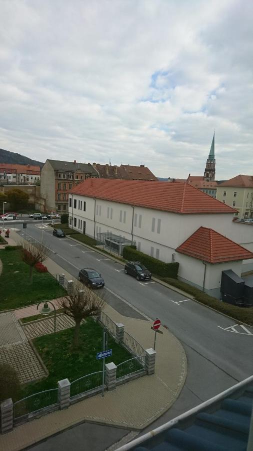 Ferienwohnung und Apartment Löbau, Stadt- und messenah Exterior foto